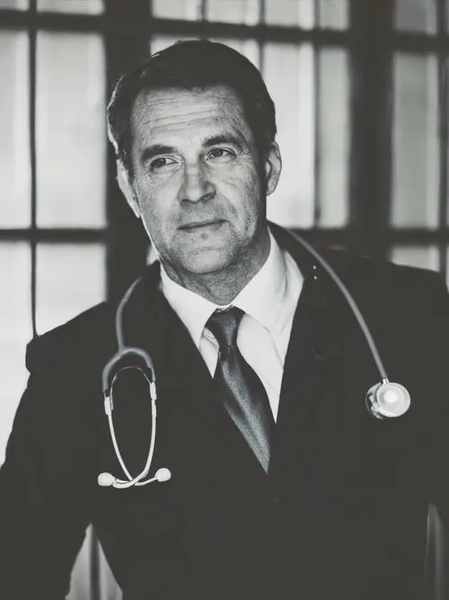 Professional Male Doctor FREE Stock Photo, doctor,  stethoscope,  healthcare picture